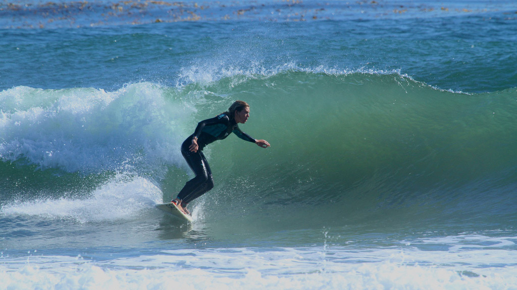 Summer day surfing at Sands